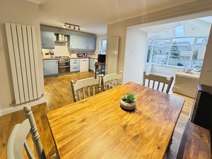 Photo 11- click for photo gallery